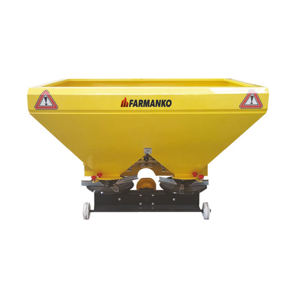 Fertilizer Spreading Machine